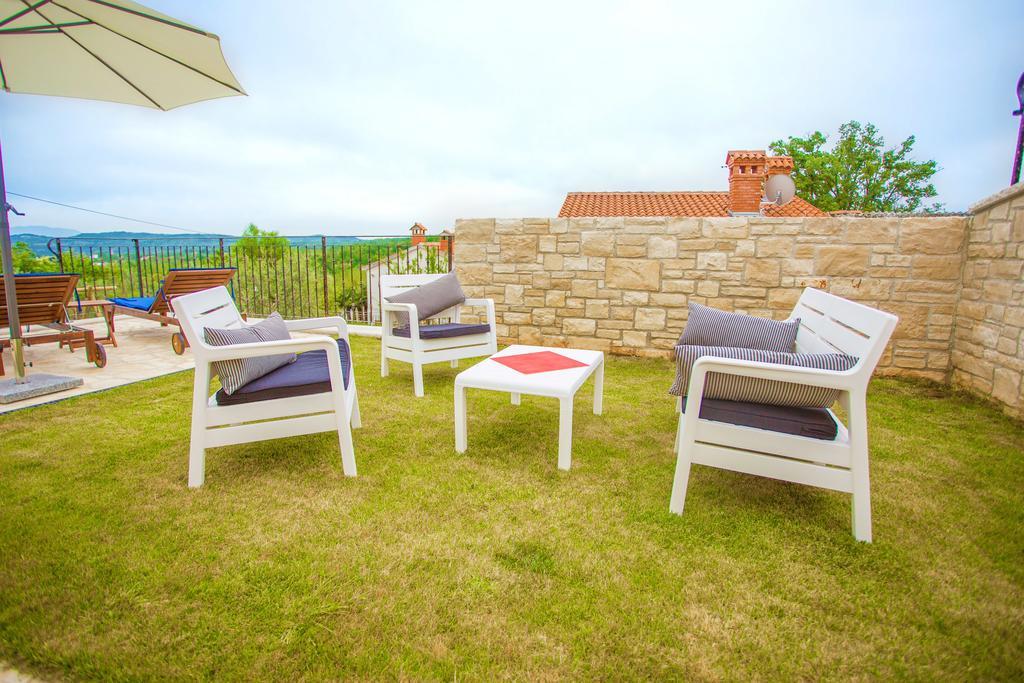 Villa Lara Karojba Pokój zdjęcie