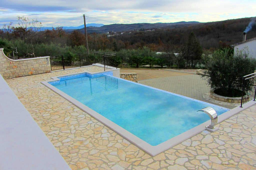 Villa Lara Karojba Pokój zdjęcie