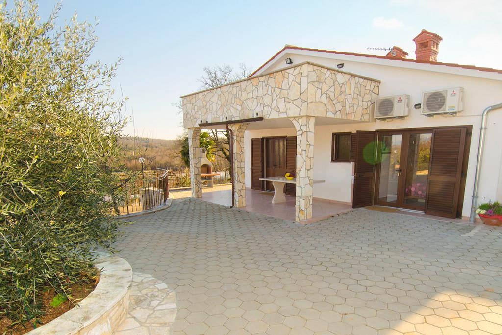 Villa Lara Karojba Pokój zdjęcie
