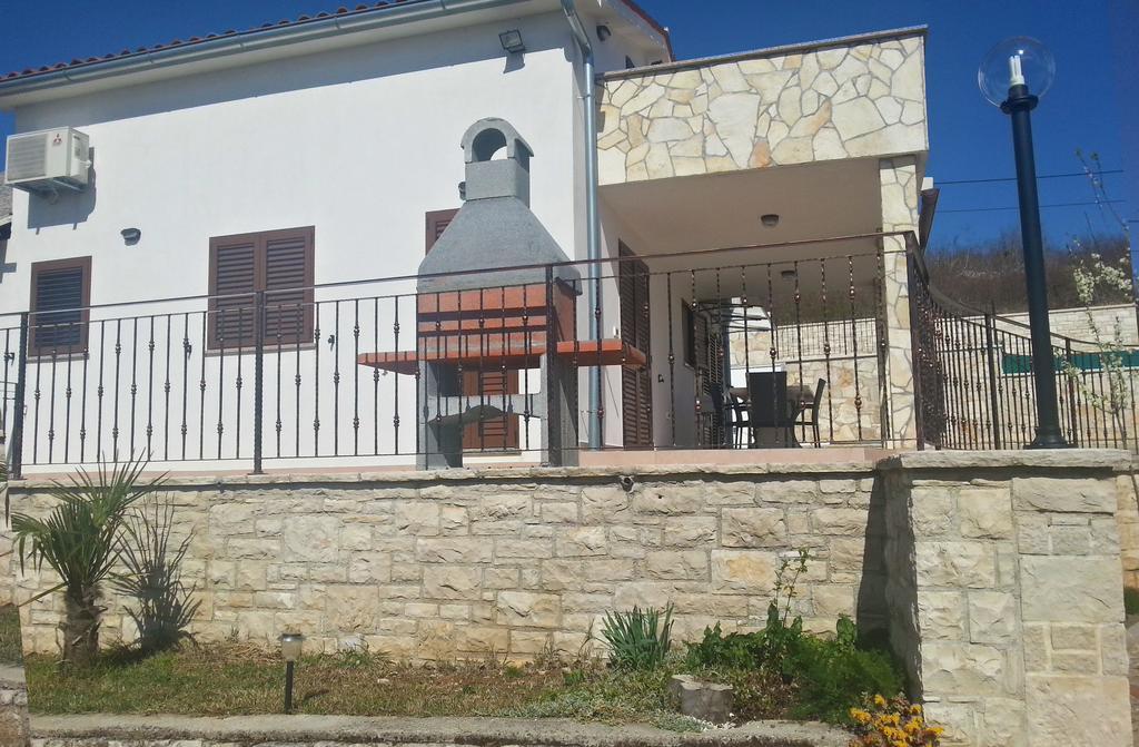 Villa Lara Karojba Pokój zdjęcie
